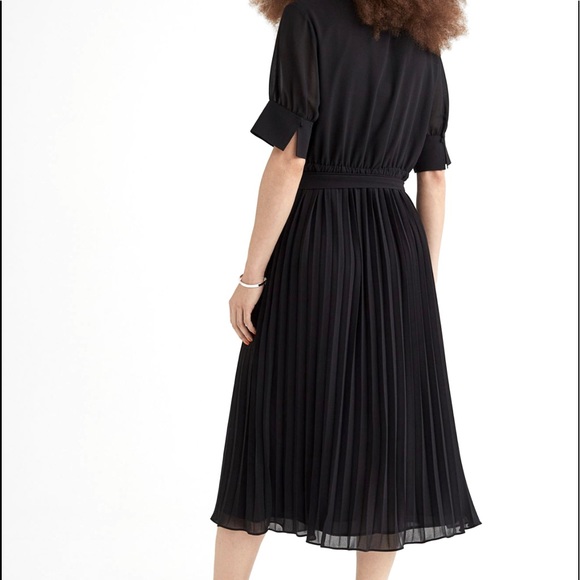 Black Dress - Picture 2 of 4